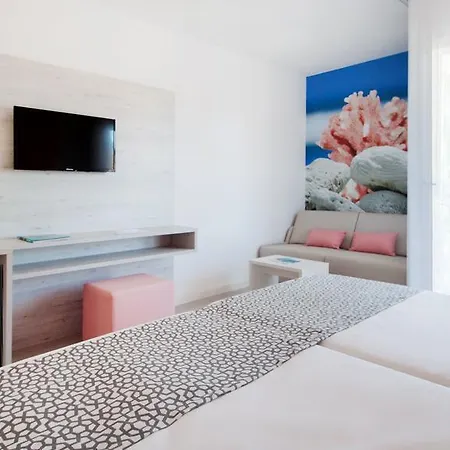 Hotel Globales Maioris 4*