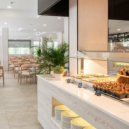 Hotel Globales Maioris